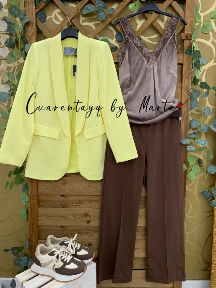 Americana gentleman amarilla