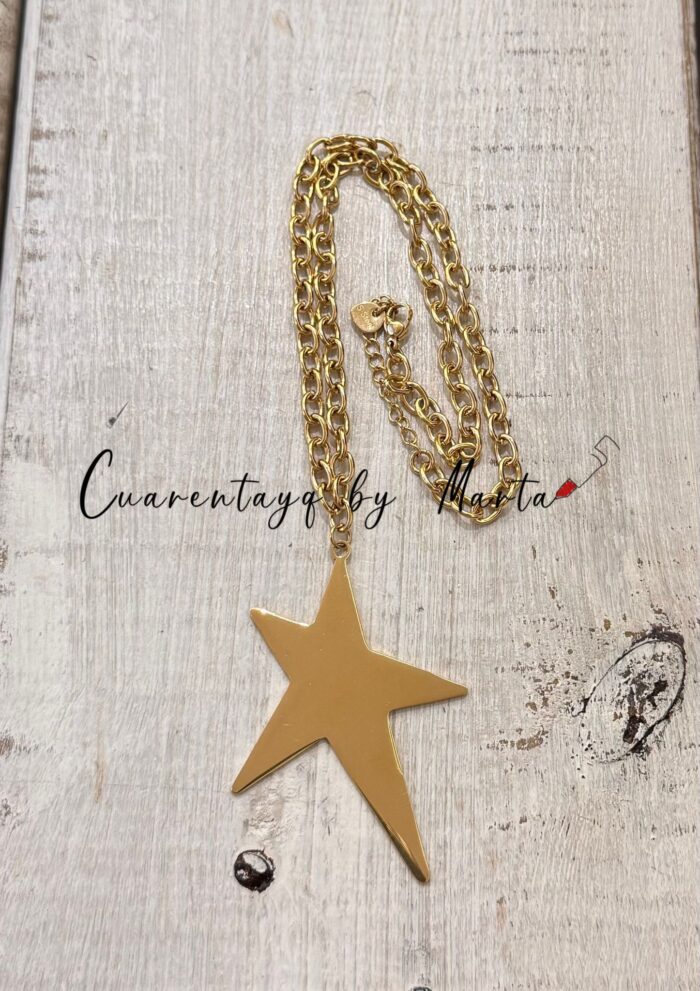 COLLAR ESTRELLA DORADO
