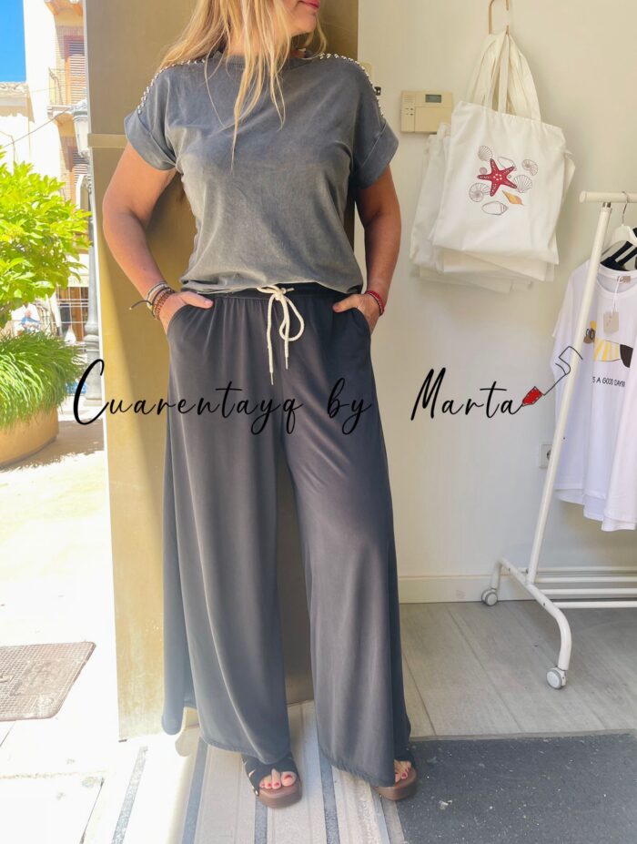 Camiseta Tachuelas