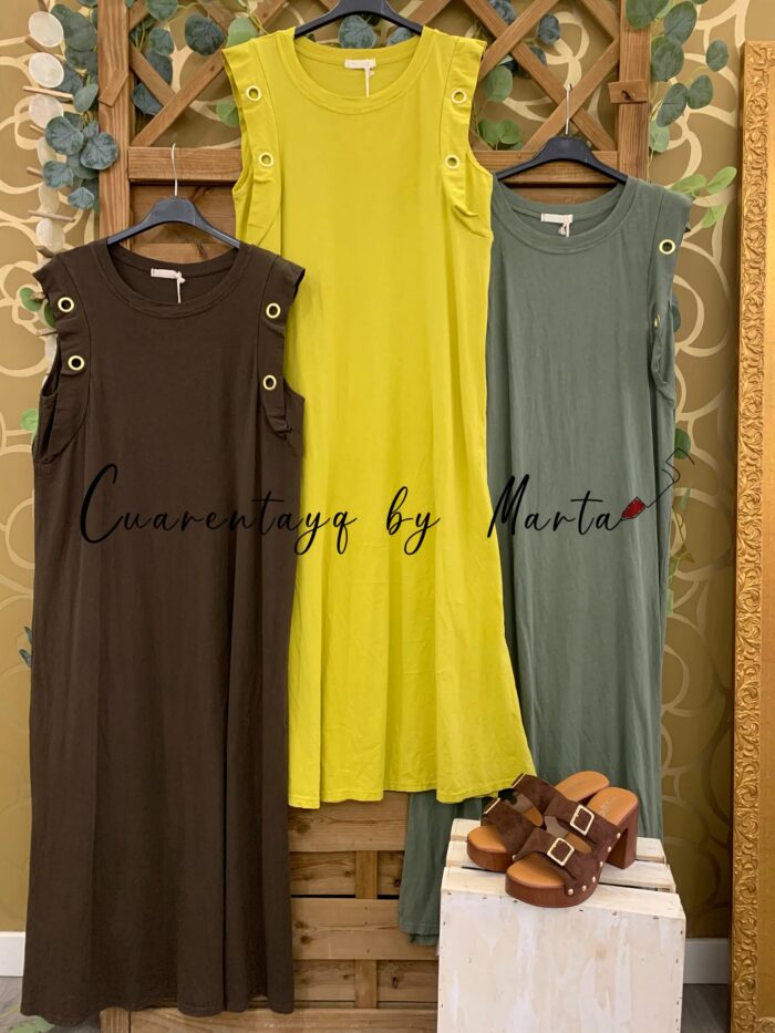 Vestido tachas