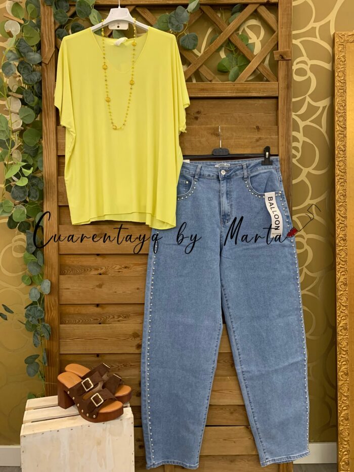camiseta basica pico amarillo vaquero balloon