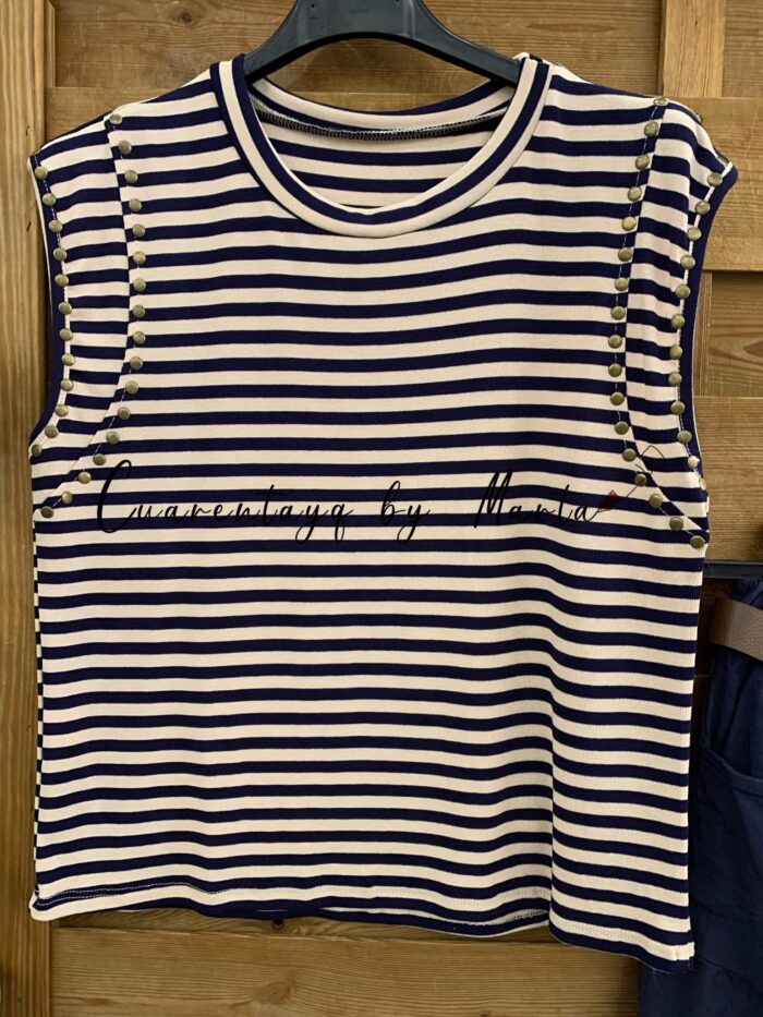 camiseta navy tachuelas azul marino