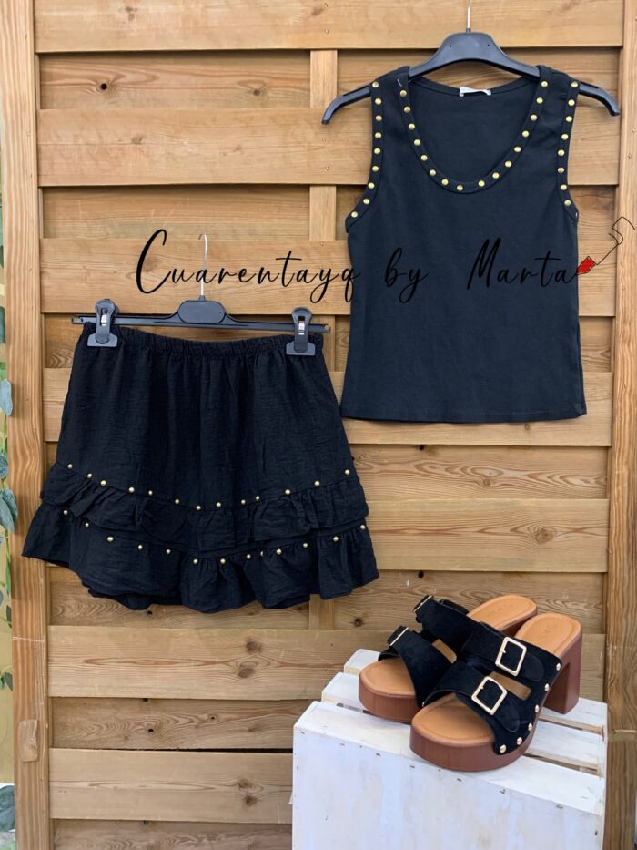 falda pantalon tachuelas top canale tachuelas