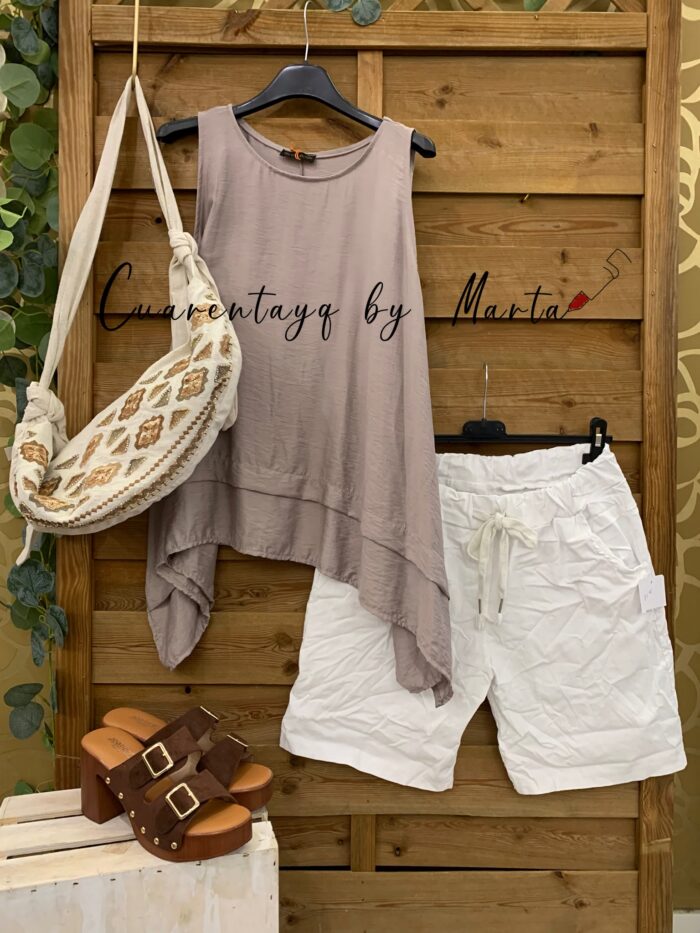 top corte asimetrico baggy short