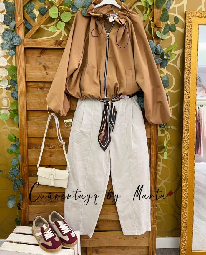 Balloon beige chaq