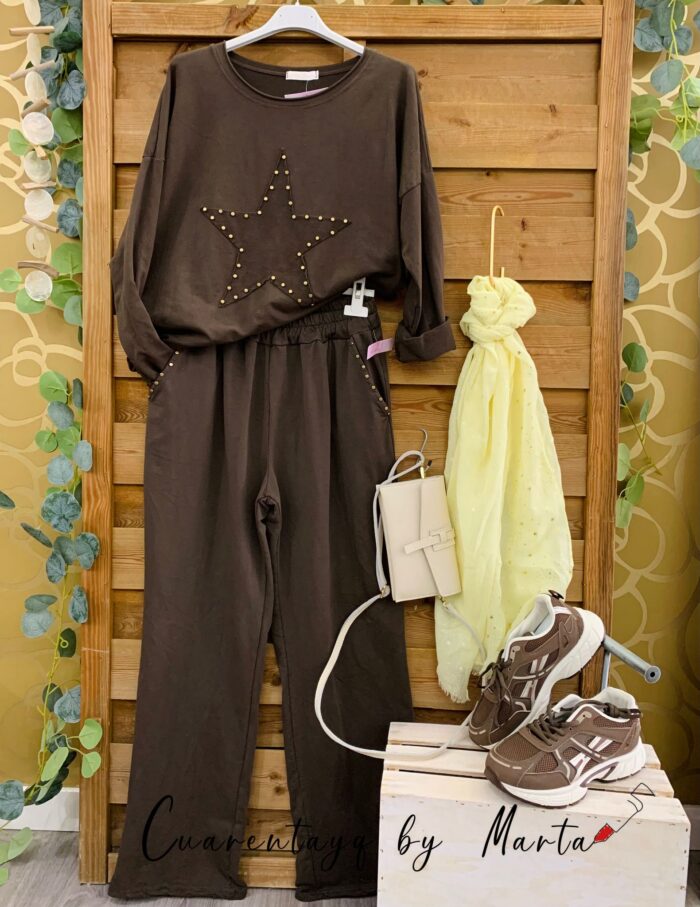 Sudadera estrella tachuela y pantalon sport tachuelas