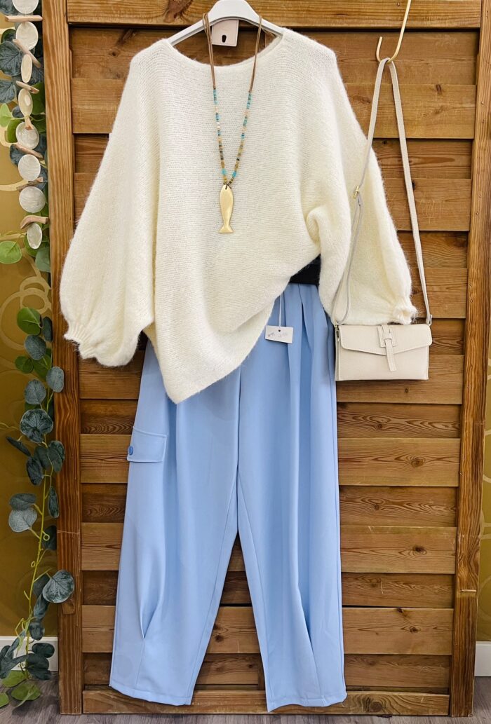 pantalón cargo y jersey