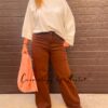 Sudadera manga estilosa, pantalon bloguera marron, zapa blogueras