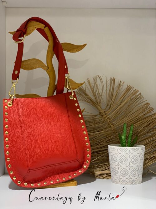 bolso piel tachuelas