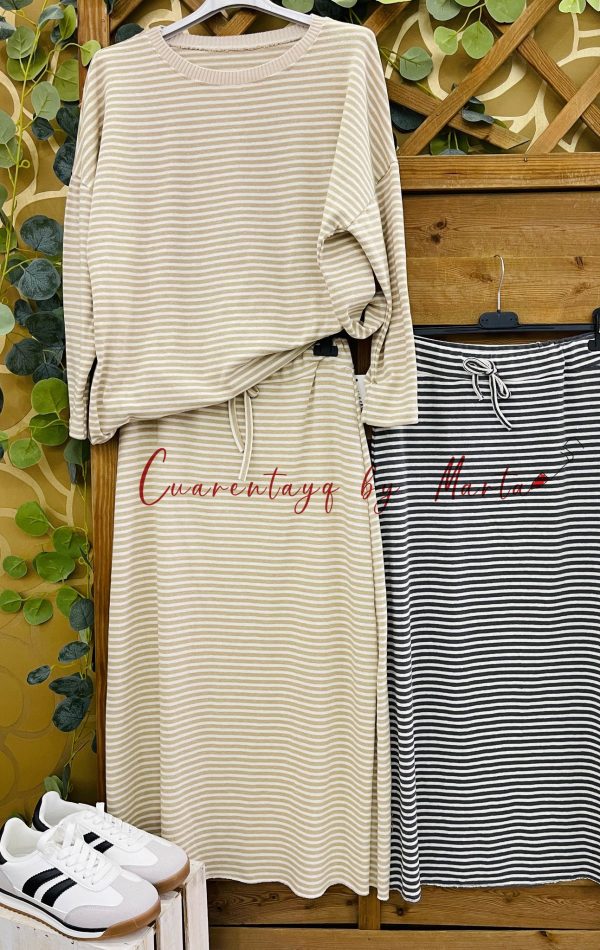 Falda city punto y jersey city rayas