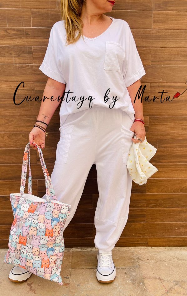 camiseta oversize bolsillo pantalon boho chic